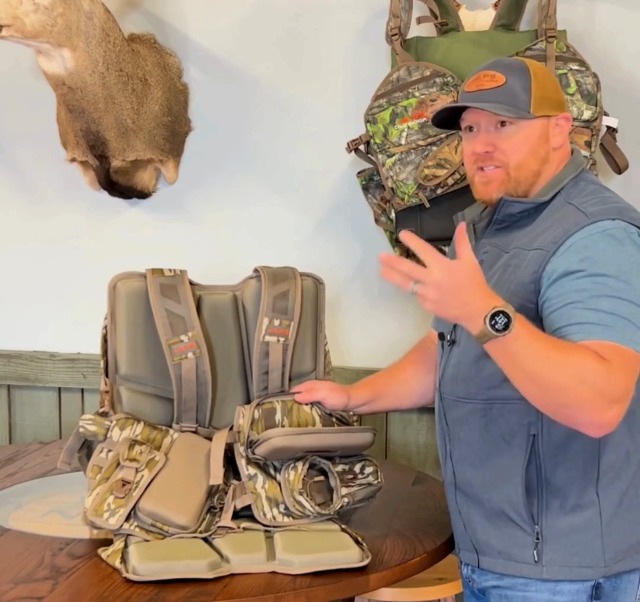 激レア✨ENFOLD DROP VESTスカラップ 変形 圧縮ウール アイボリー 激レア✨ENFOLD DROP VESTスカラップ 変形 圧縮ウール アイボリー